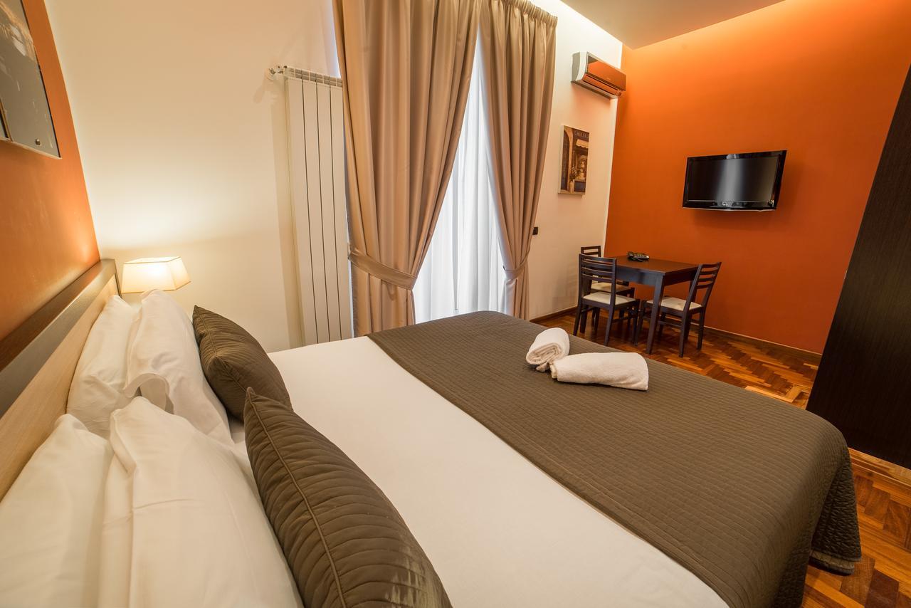 B&B Chiaia 32 Nápoles Exterior foto